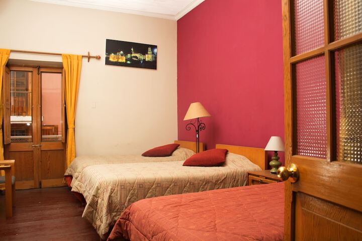 Room 15 of 49