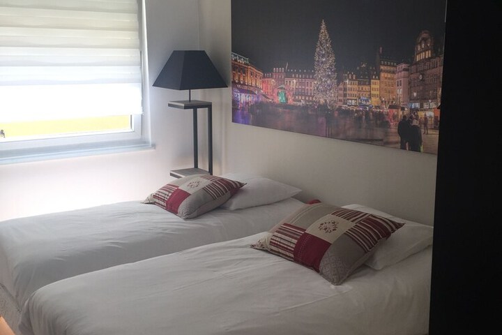 Room 42 of 78