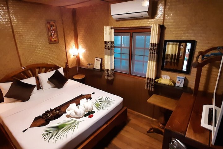 Room 38 of 137