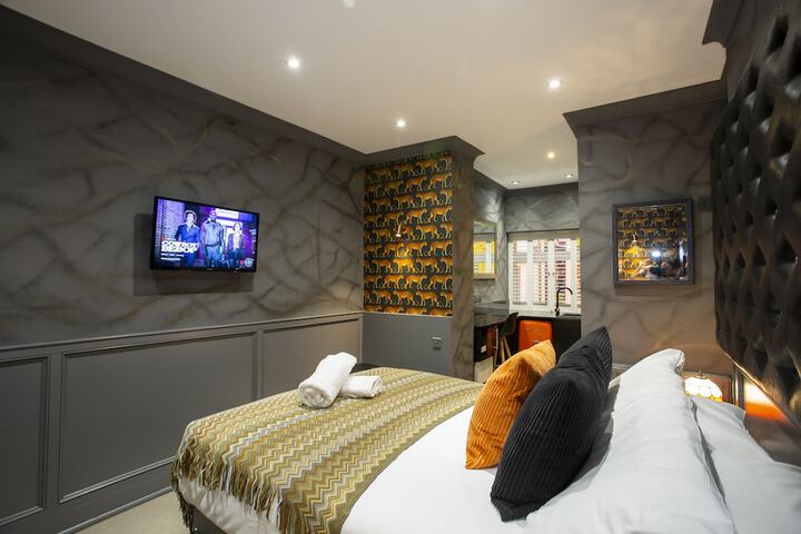 Room 88 of 344