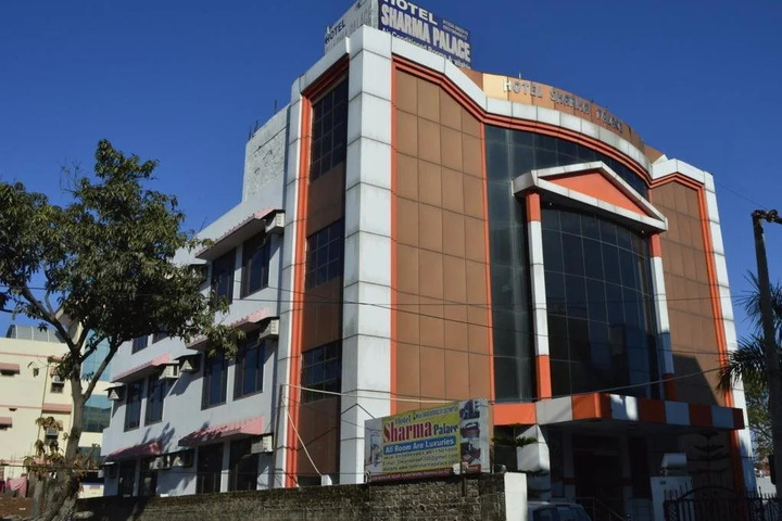 Hotel Sharma Palace