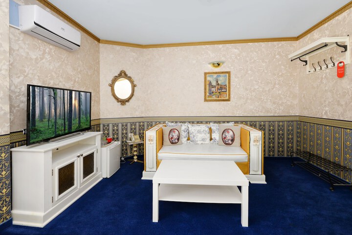 Room 26 of 59