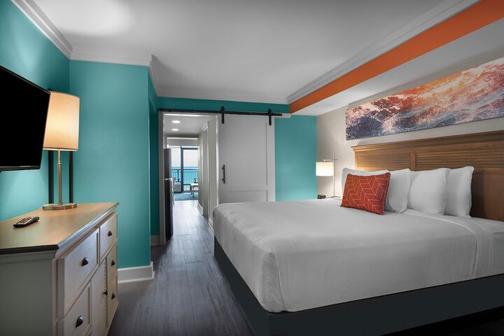 Room 11 of 106