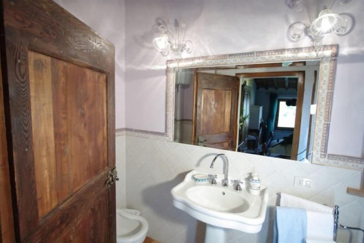 Room 20 of 73