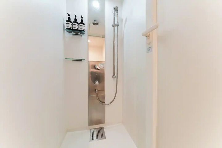 Room 5 of 55