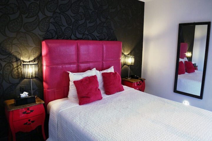 Room 45 of 161