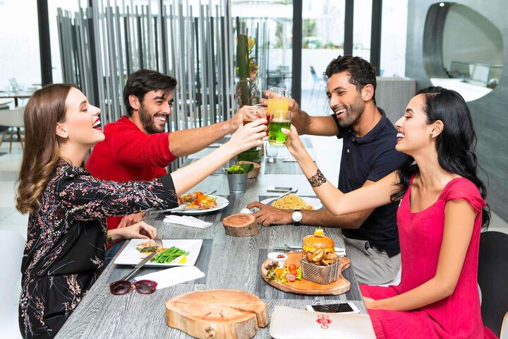 Dining 44 of 105