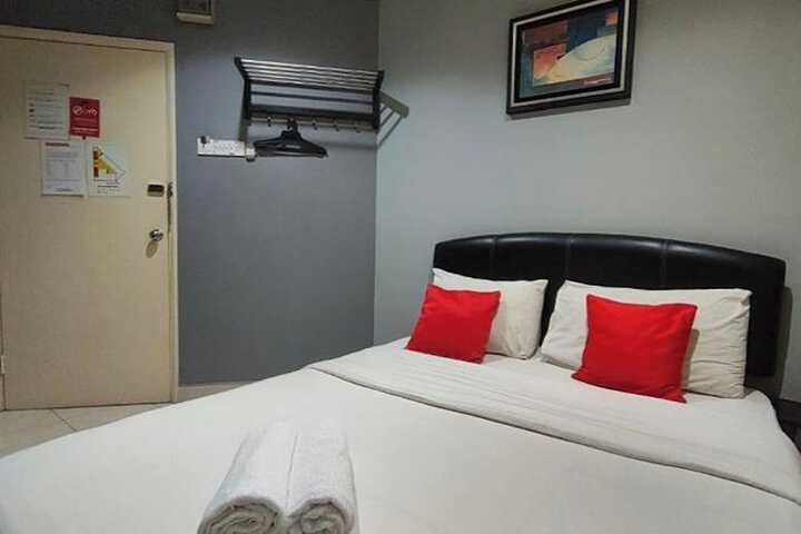 Room 14 of 54