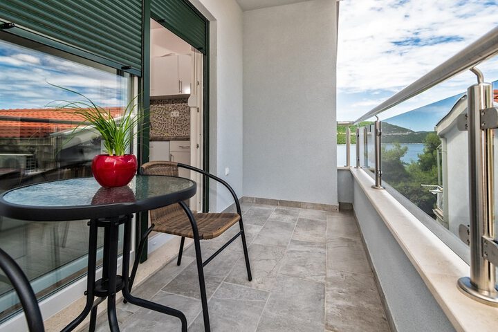 Terrace/Patio 16 of 31