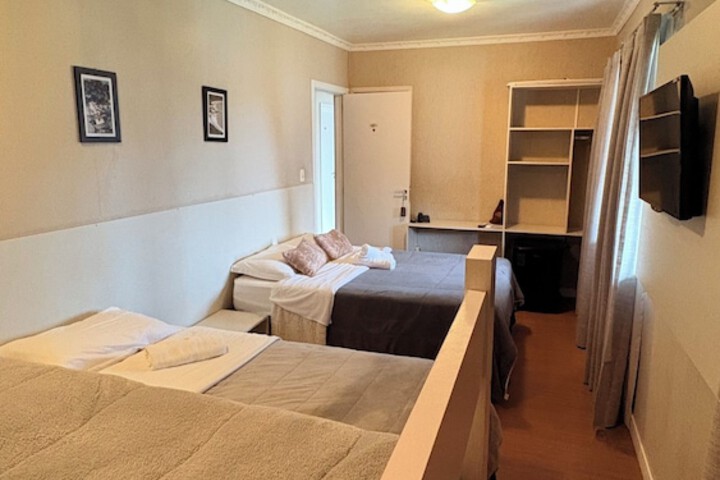 Room 33 of 113