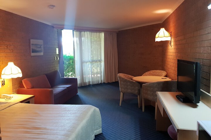 Room 3 of 31