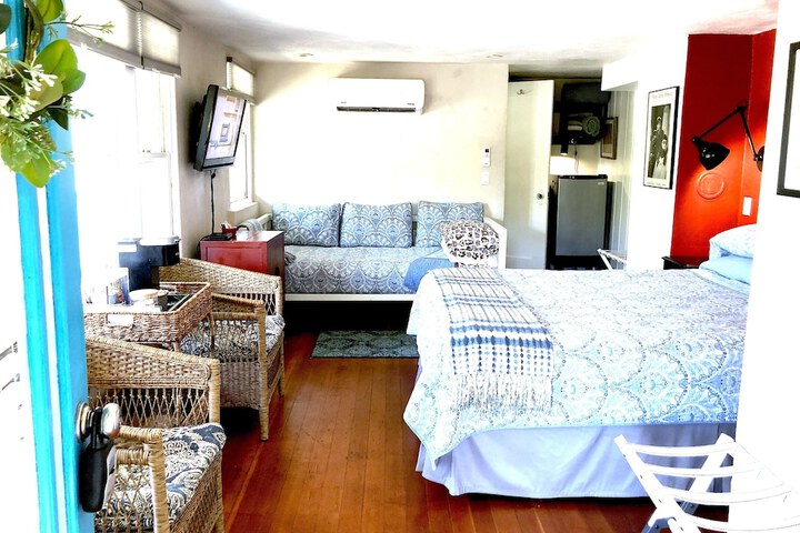 Room 12 of 81