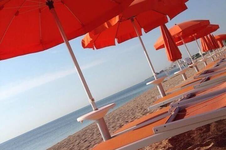 Beach 23 of 35