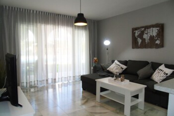 Room 12 of 22