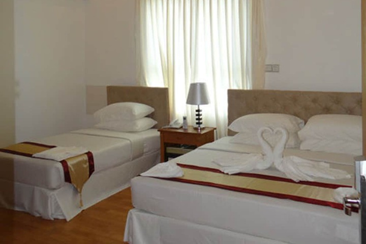 Room 7 of 26
