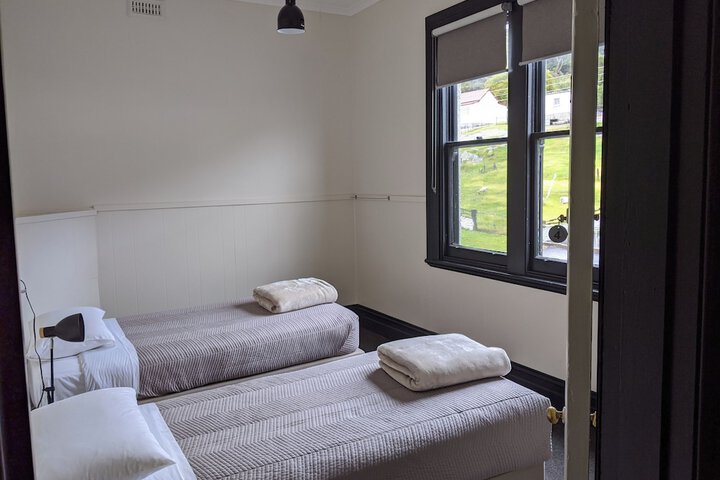 Room 7 of 14