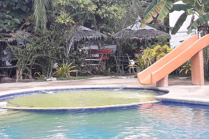 Pool 21 of 64