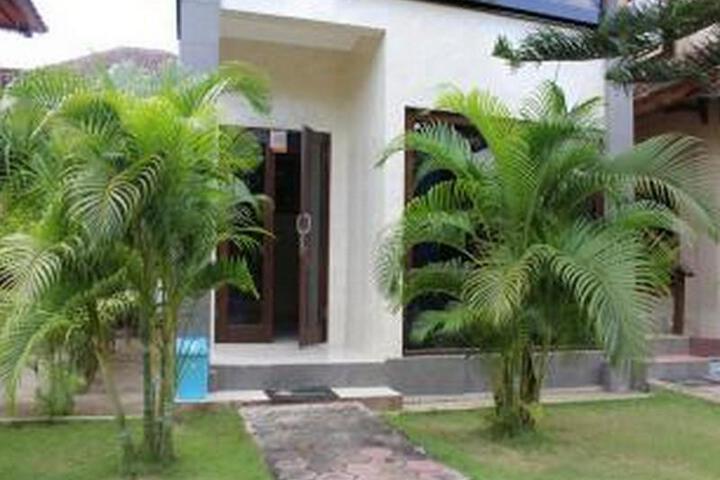 Stars 2000 Bungalow Lembongan