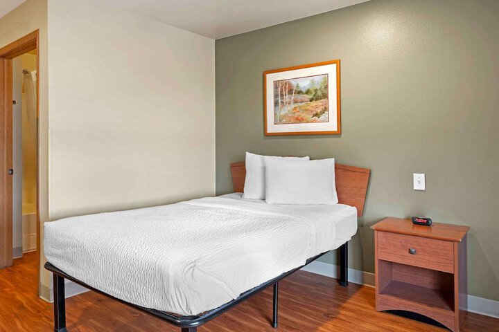 Studio with Double Bed (7 of 10)