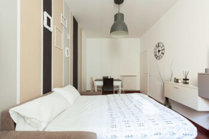 Room 25 of 26