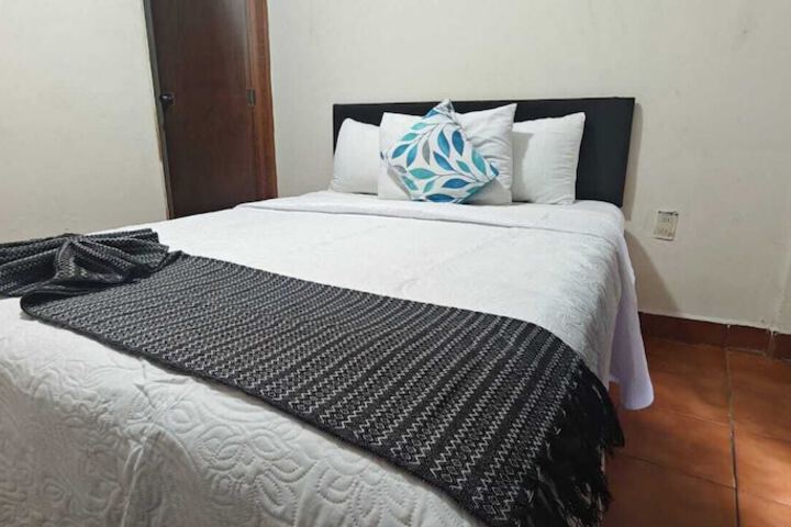 Room 102 of 242