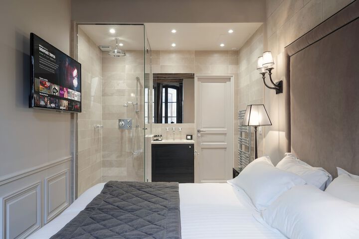 Room 49 of 79