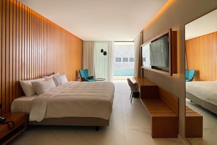 Room 25 of 92