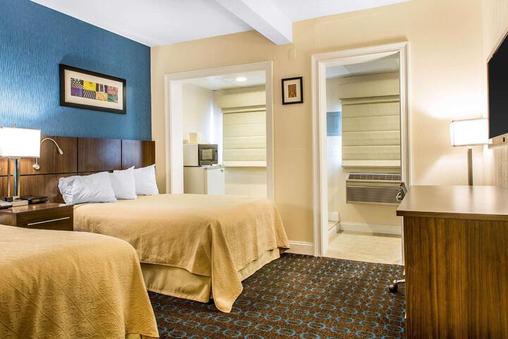 Double Bed (3 of 4)