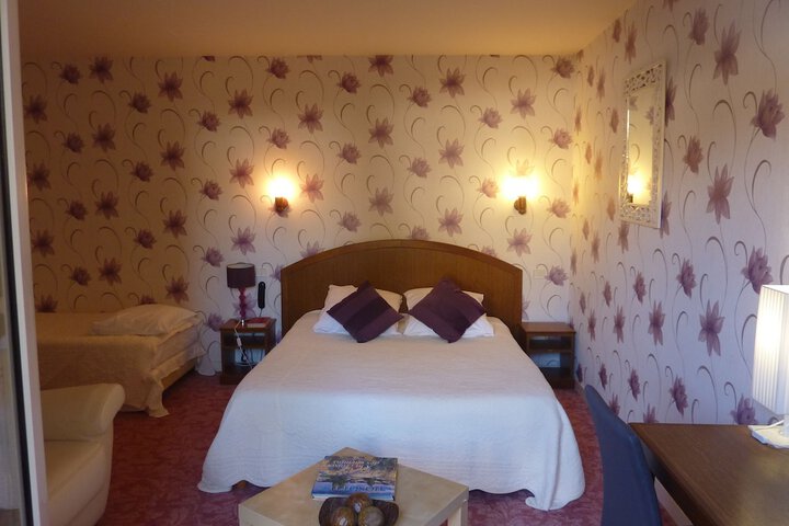 Room 14 of 61