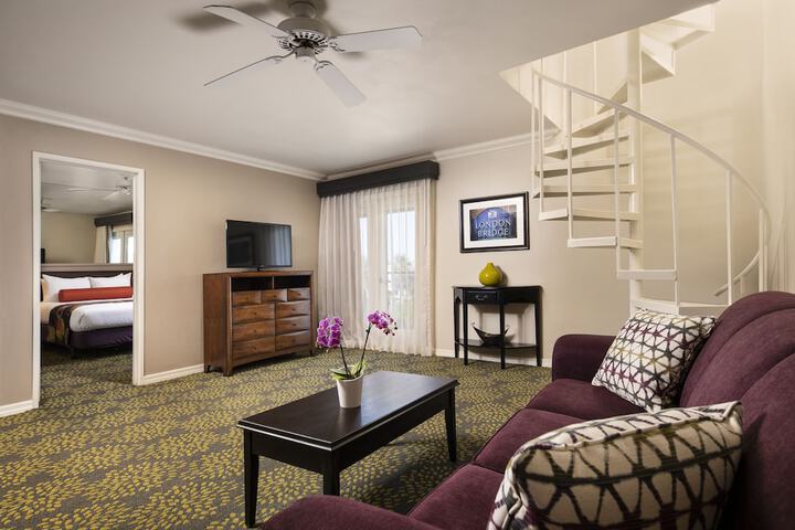 Room 17 of 70