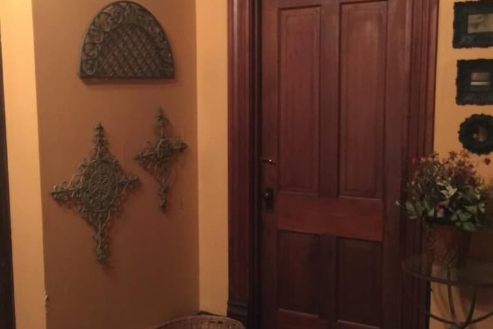 Room 16 of 46