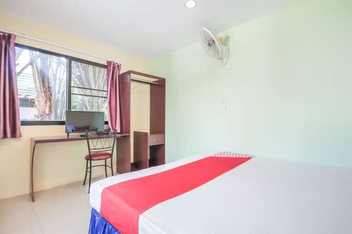 Room 8 of 27