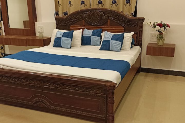 Room 10 of 43