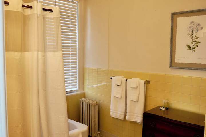 Room 51 of 58