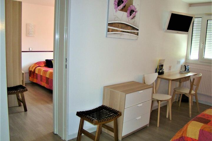 Room 21 of 65