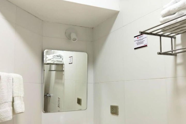 Room 104 of 284
