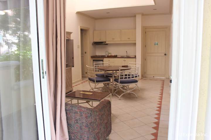 Room 43 of 126
