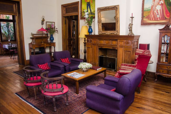 Lounge 50 of 66