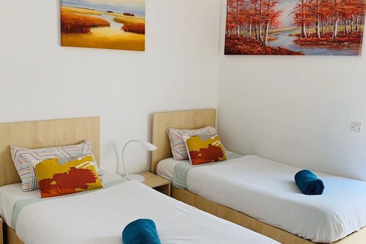 Room 10 of 51
