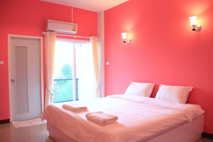 Room 18 of 53