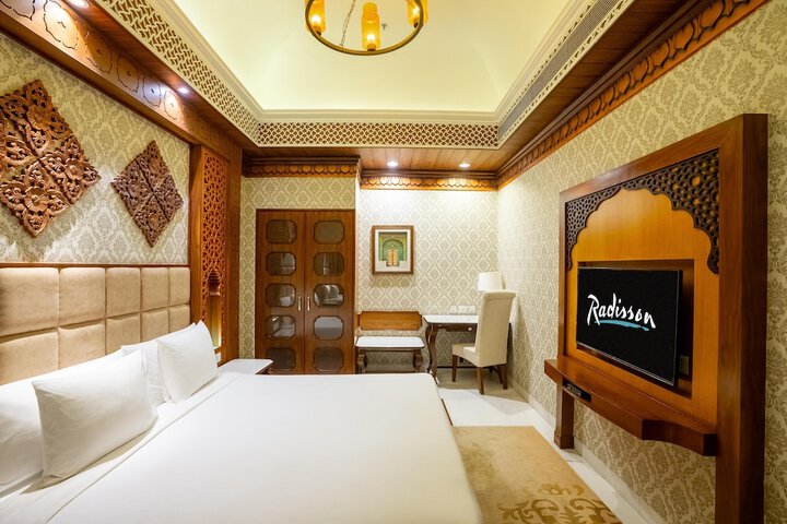 Room 32 of 104
