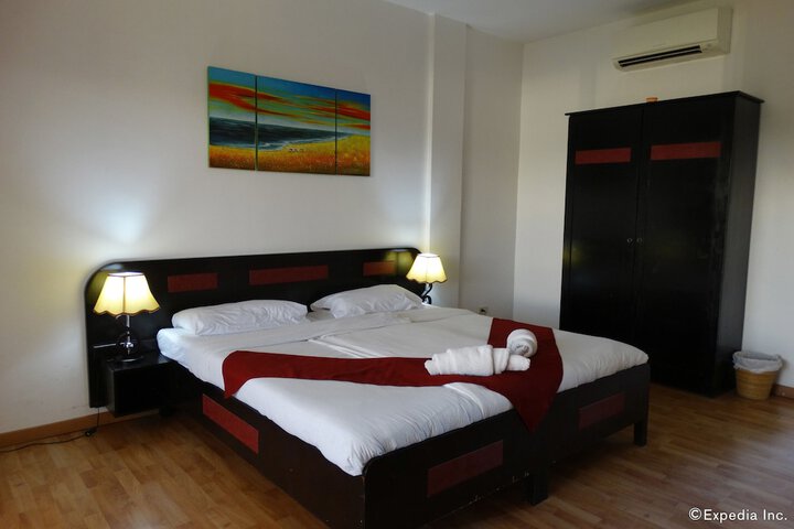 Room 17 of 43
