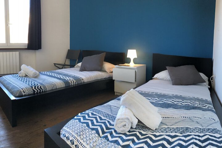 Room 2 of 13