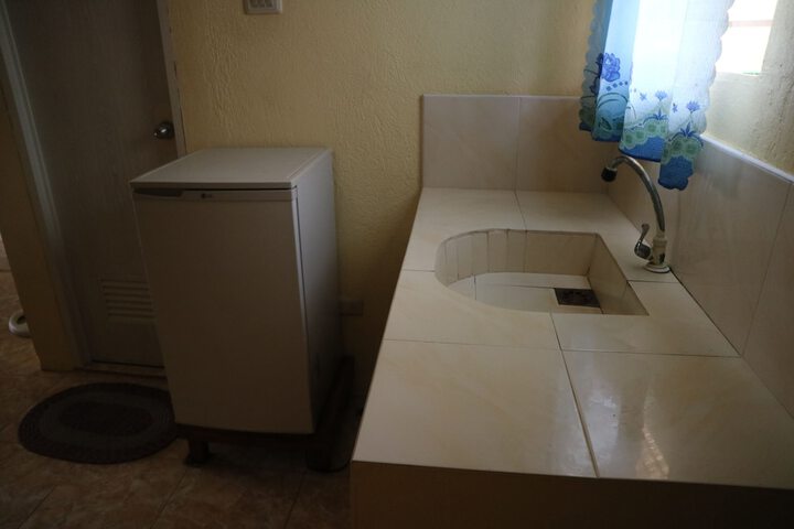 Room 10 of 17
