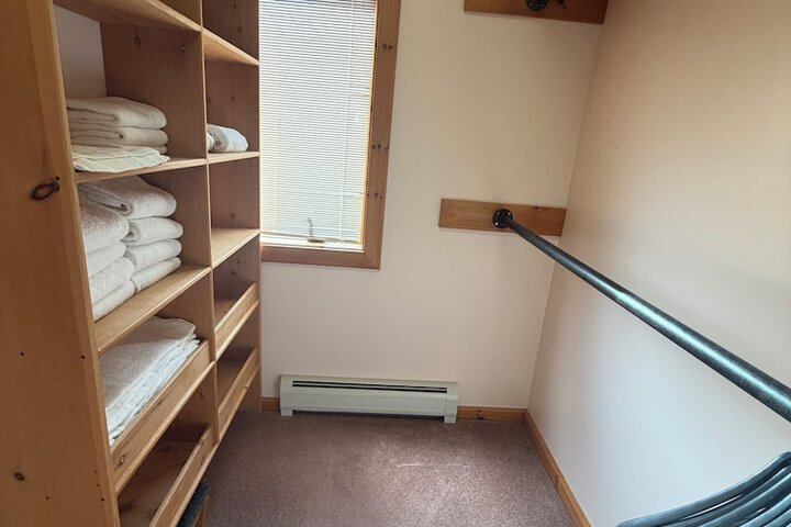 Room 19 of 53