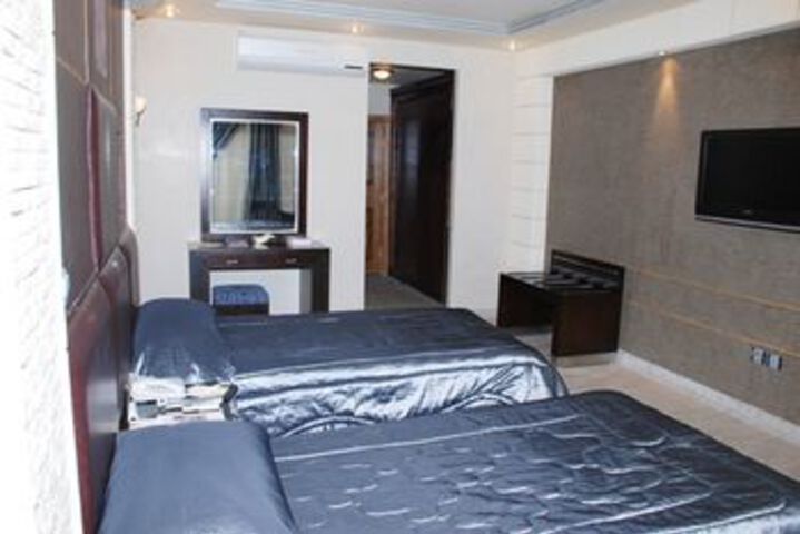 Room 26 of 54