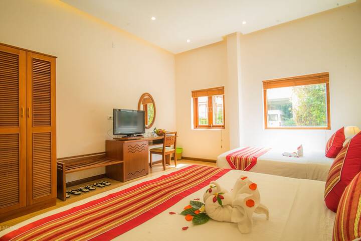 Room 4 of 101