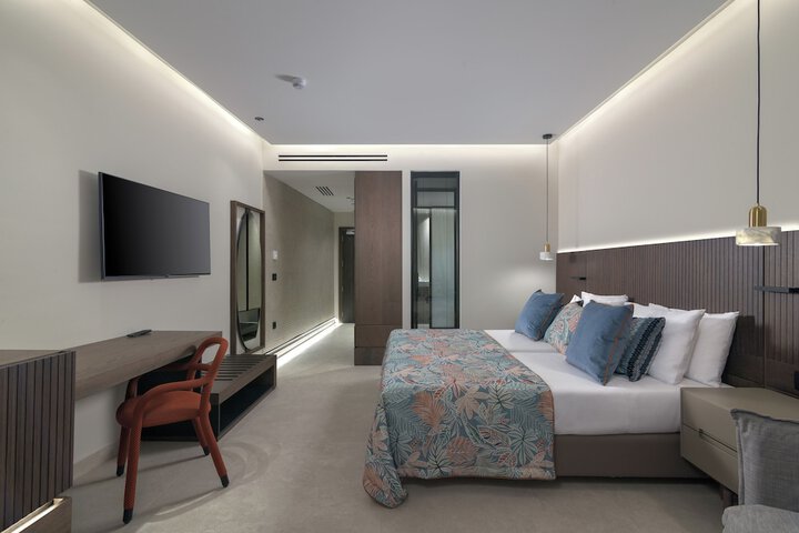 Room 26 of 295