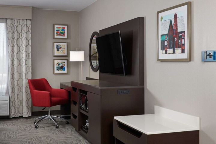 Room 8 of 24