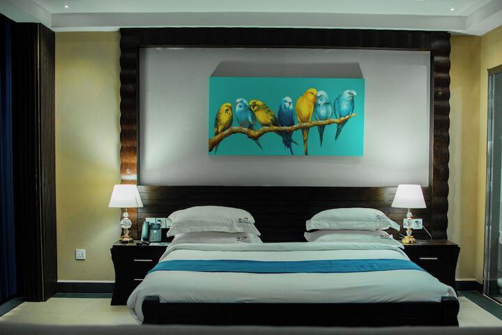 Room 14 of 41